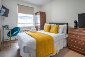 Double in Notting Hill, Private Minibar & Coffee